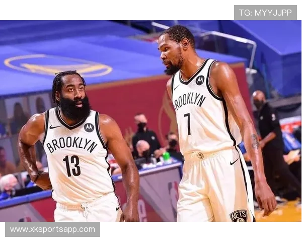 新浪NBA新闻频道的报道及时性和深度如何